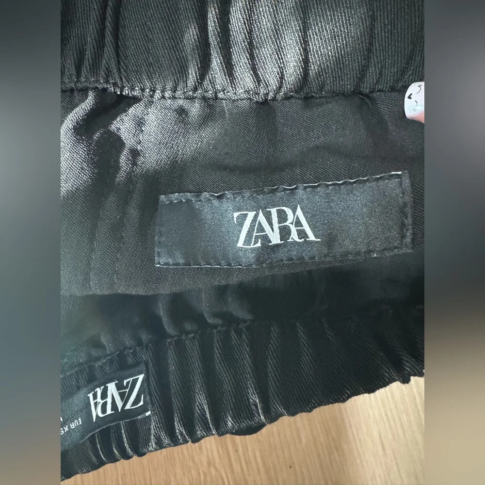 Zara Casual Lightweight Drawstring Utility Joggers XS | Black | EUC